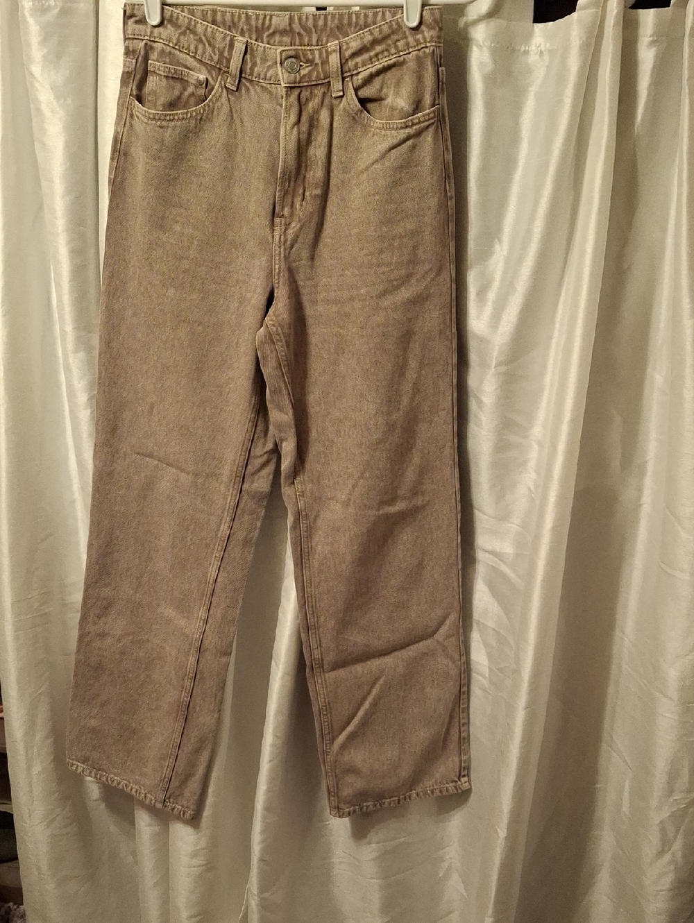 Wide Leg High-Rise Pants in Taupe